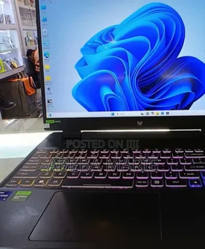 New Laptop Acer Predator Helios Neo 16 16GB Intel Core I9 SSD 1T