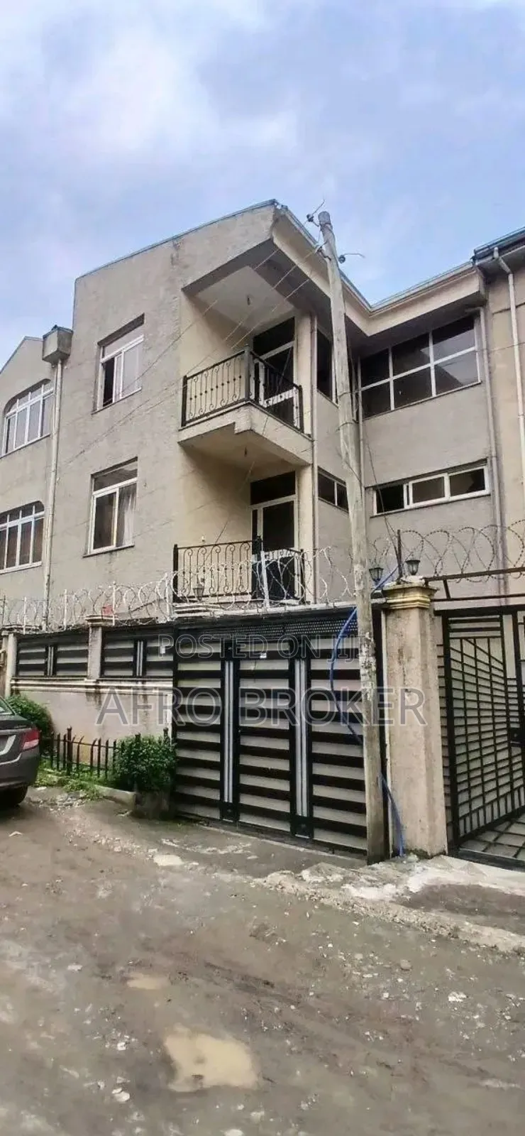 Furnished 5bdrm House in Haile Garment, Nifas Silk-Lafto for sale