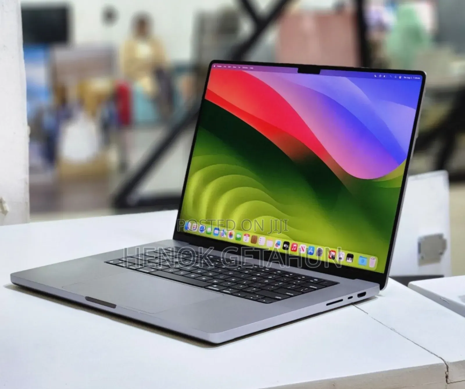 New Laptop Apple MacBook Pro M1 16GB Apple M1 SSD 1T