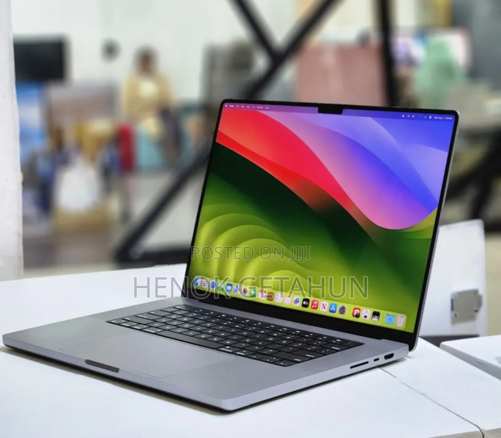 New Laptop Apple MacBook Pro M1 16GB Apple M1 SSD 1T