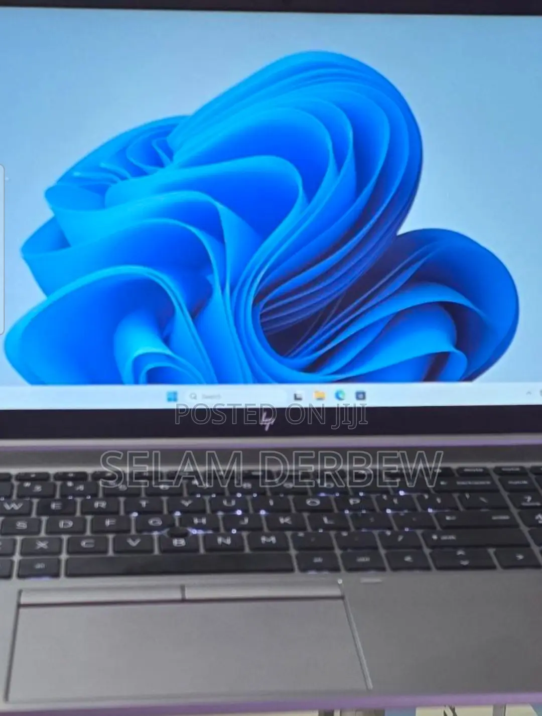 New Laptop HP ZBook Firefly 15 G7 16GB Intel Core I7 SSD 1T