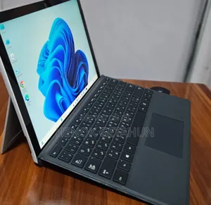 New Laptop Microsoft Surface Pro 7 8GB Intel Core I5 SSD 128GB