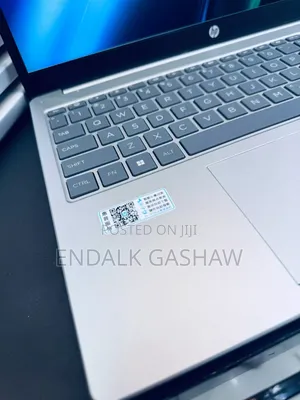 Photo - New Laptop HP Stream Notebook 16GB Intel Core I5 SSD 512GB