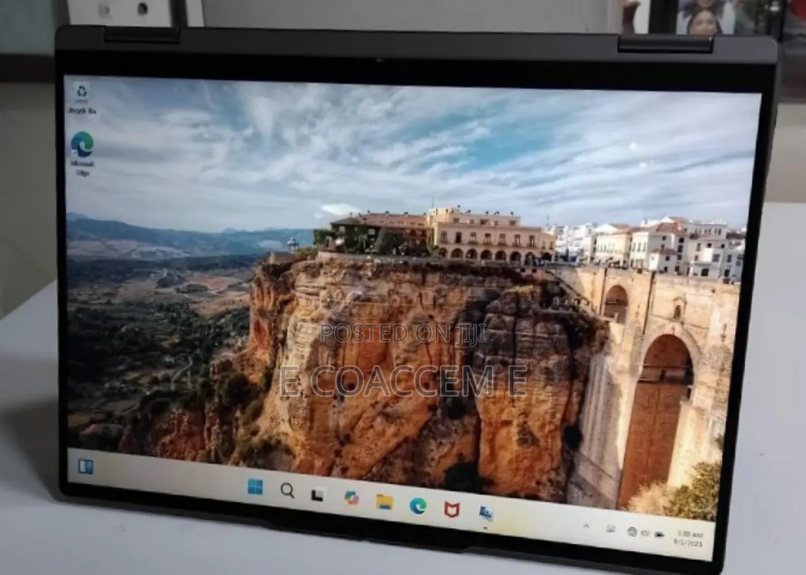 New Laptop Lenovo 8GB AMD Ryzen 5 SSD 512GB