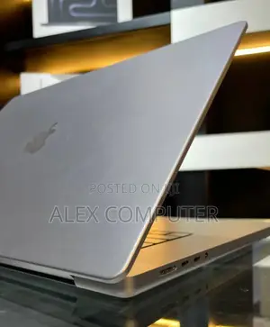 New Laptop Apple MacBook Pro M1 32GB Apple M1 Pro SSD 1T