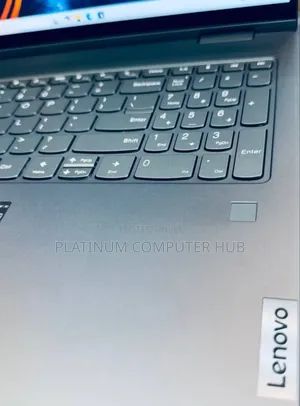 New Laptop Lenovo Yoga 7i 16GB Intel Core I7 SSD 512GB