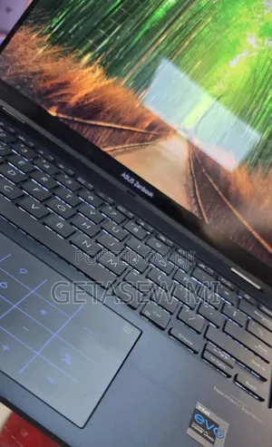 New Laptop Asus ZenBook UX31A 16GB Intel Core I7 SSD 512GB