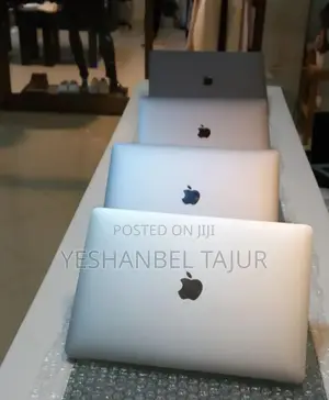 New Laptop Apple MacBook Pro M1 8GB Apple M1 SSD 256GB