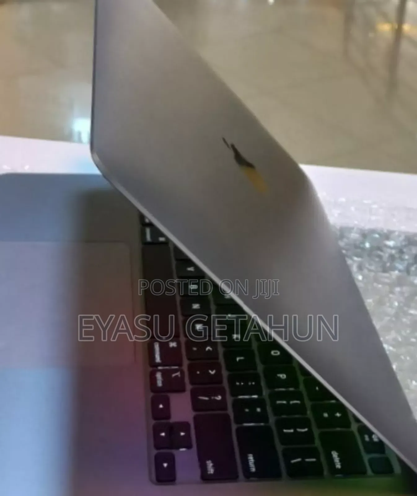 New Laptop Apple MacBook Air 2020 M1 8GB Apple M1 SSD 256GB