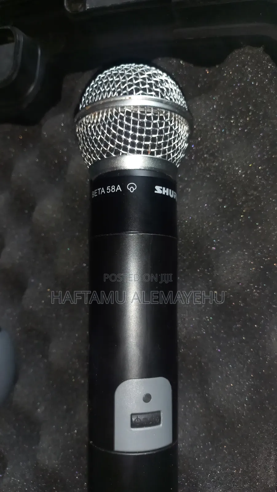 Shure Pgx4 Performance Gear With Dual Wireless Beta 58a Mic