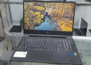 New Laptop HP Victus 16 16GB Intel Core i7 SSD 512GB