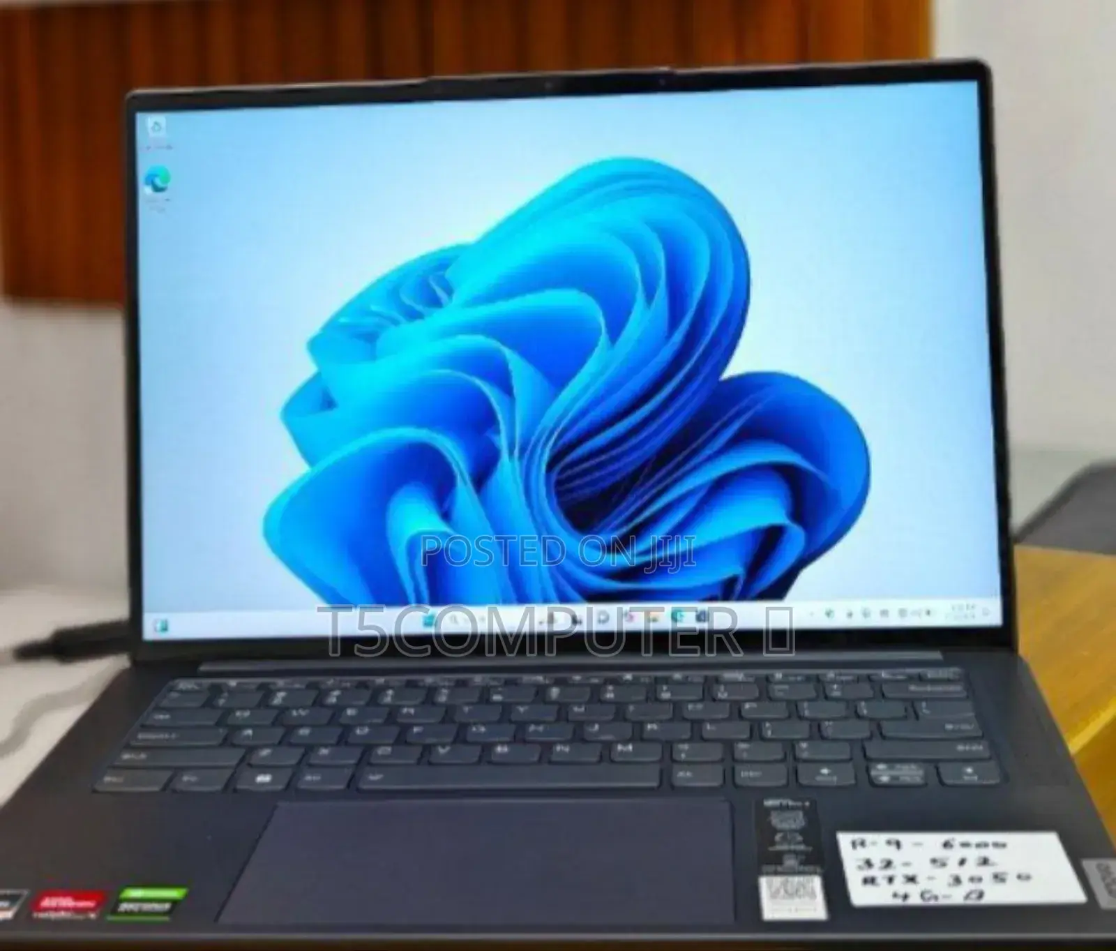 New Laptop Lenovo Legion 7 32GB AMD Ryzen 9 SSD 512GB