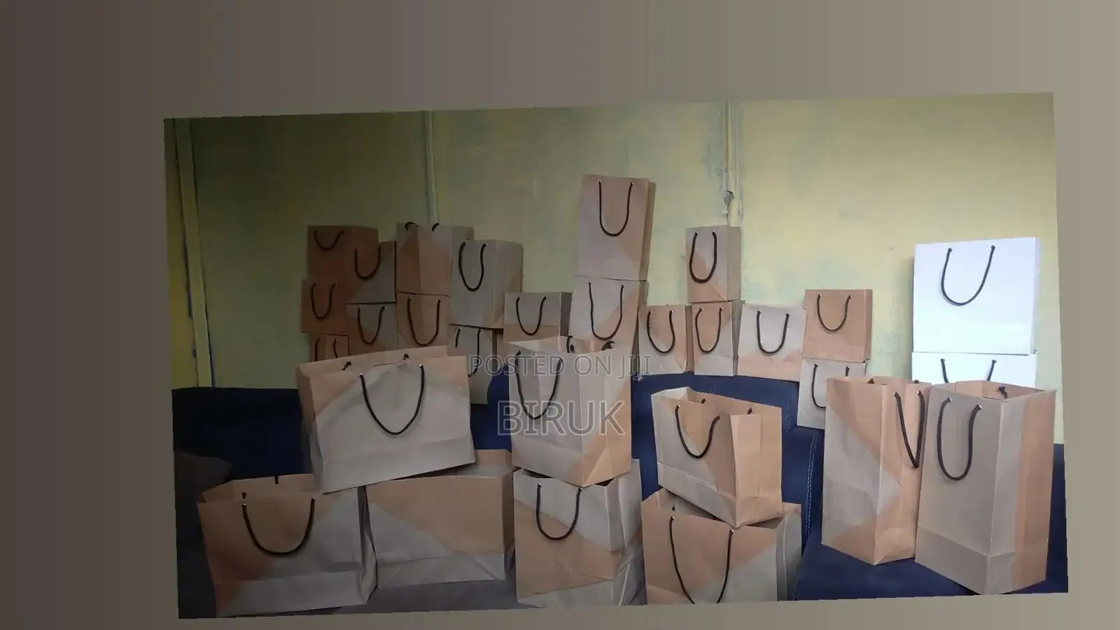 Paper Bag የወረቀት ዘንቢል