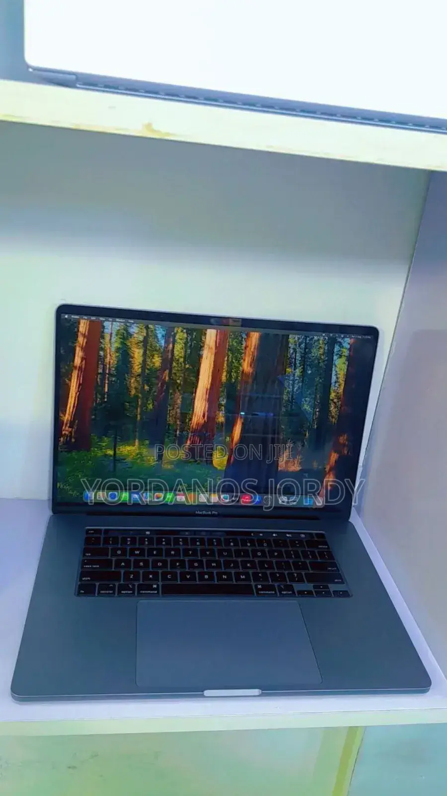 New Laptop Apple MacBook Pro 2019 32GB Intel Core I9 SSD 1T