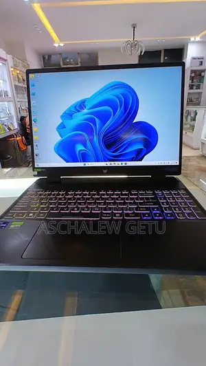 Photo - New Laptop Acer Predator Helios Neo 16 16GB Intel Core I9 SSD 1T