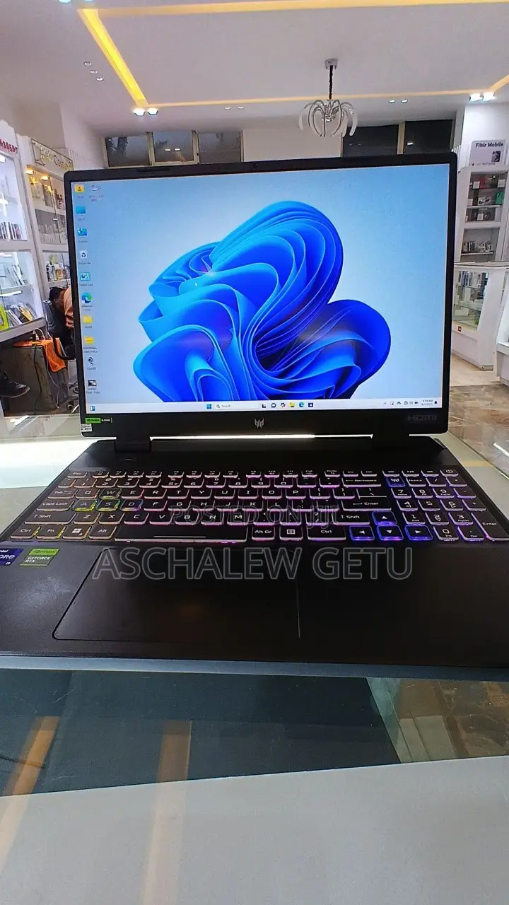 New Laptop Acer Predator Helios Neo 16 16GB Intel Core I9 SSD 1T