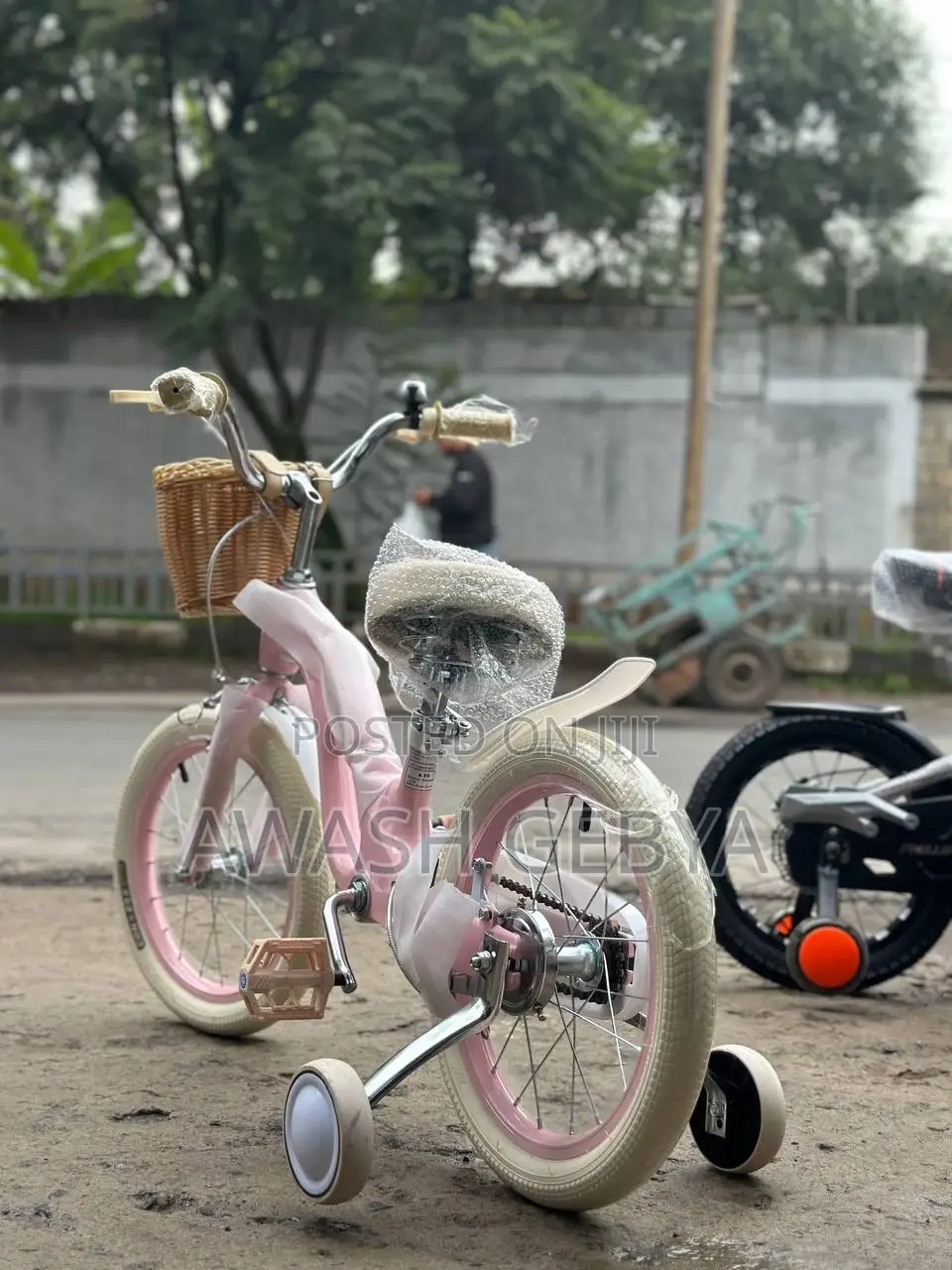 New and Classic No 16 Bicycle for Your Girl