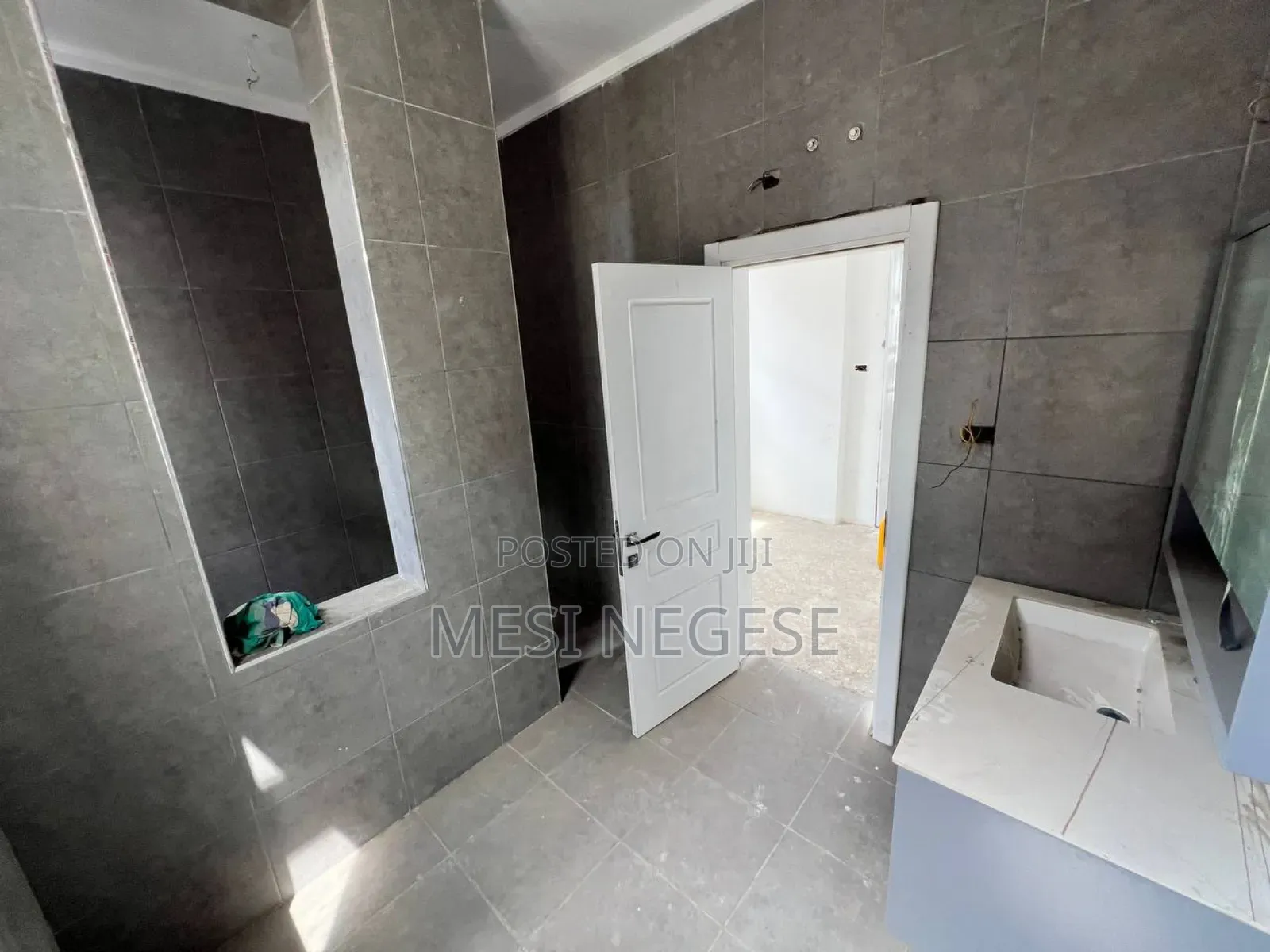 2bdrm Apartment in A.A, Arada for sale