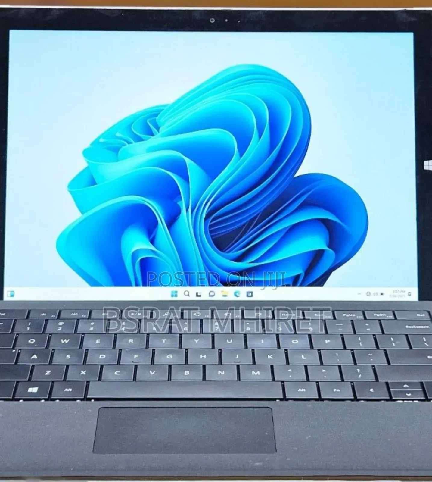 New Laptop Microsoft Surface Book 3 8GB Intel Core I5 SSD 256GB