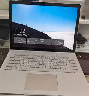 New Laptop Microsoft Surface Book 3 16GB Intel Core I7 SSD 256GB