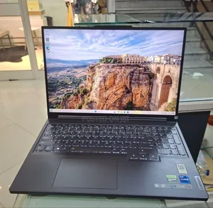 New Lenovo Legion Y7000P IRX9 Gaming Laptop 16GB Intel Core I7 SSD 1T