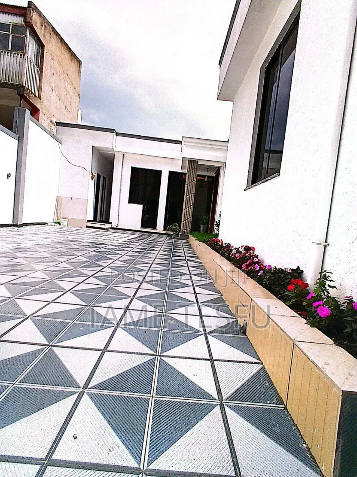 Furnished 4bdrm House in Megegna, Bole for sale