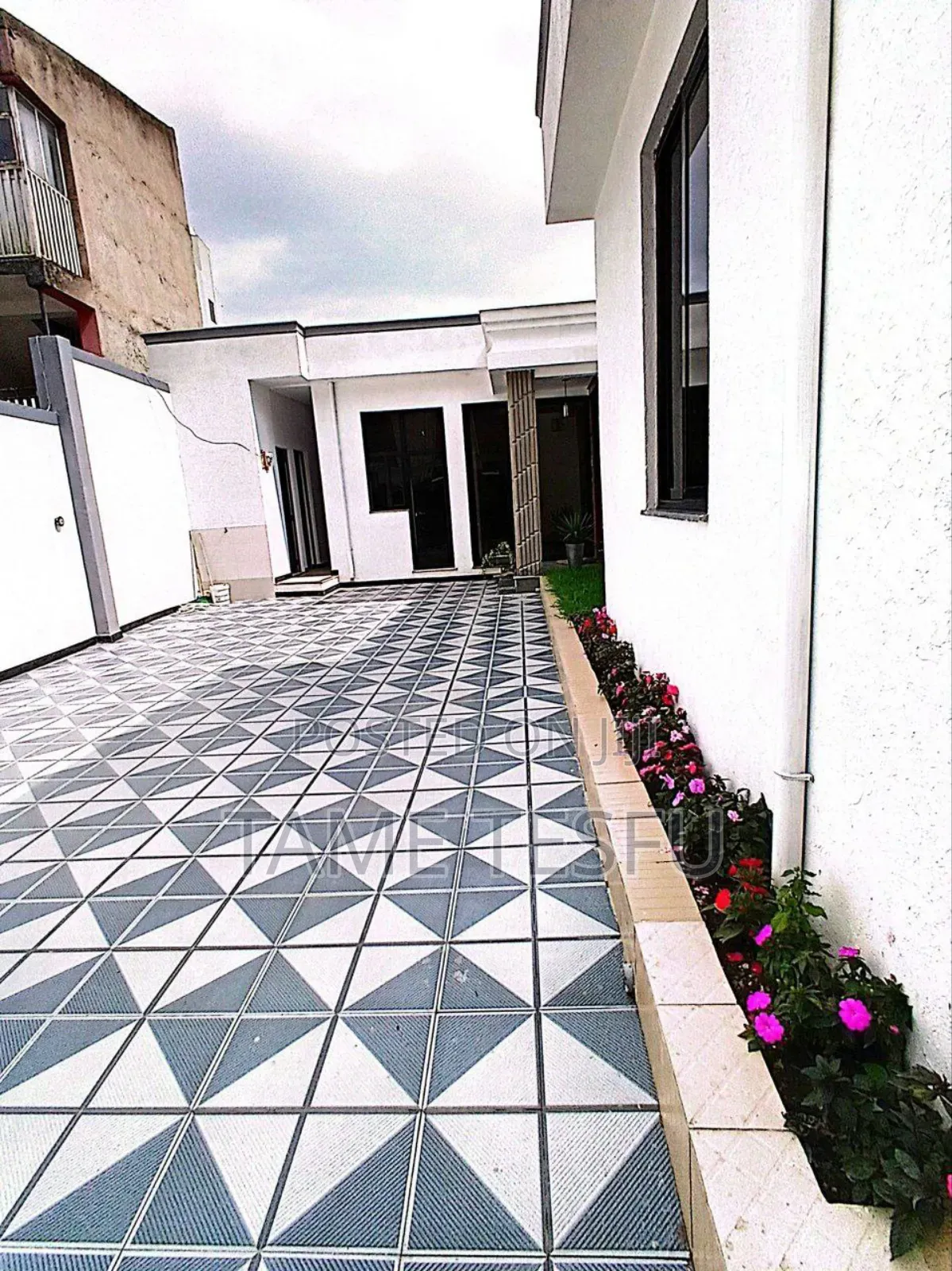 Furnished 4bdrm House in Megegna, Bole for sale