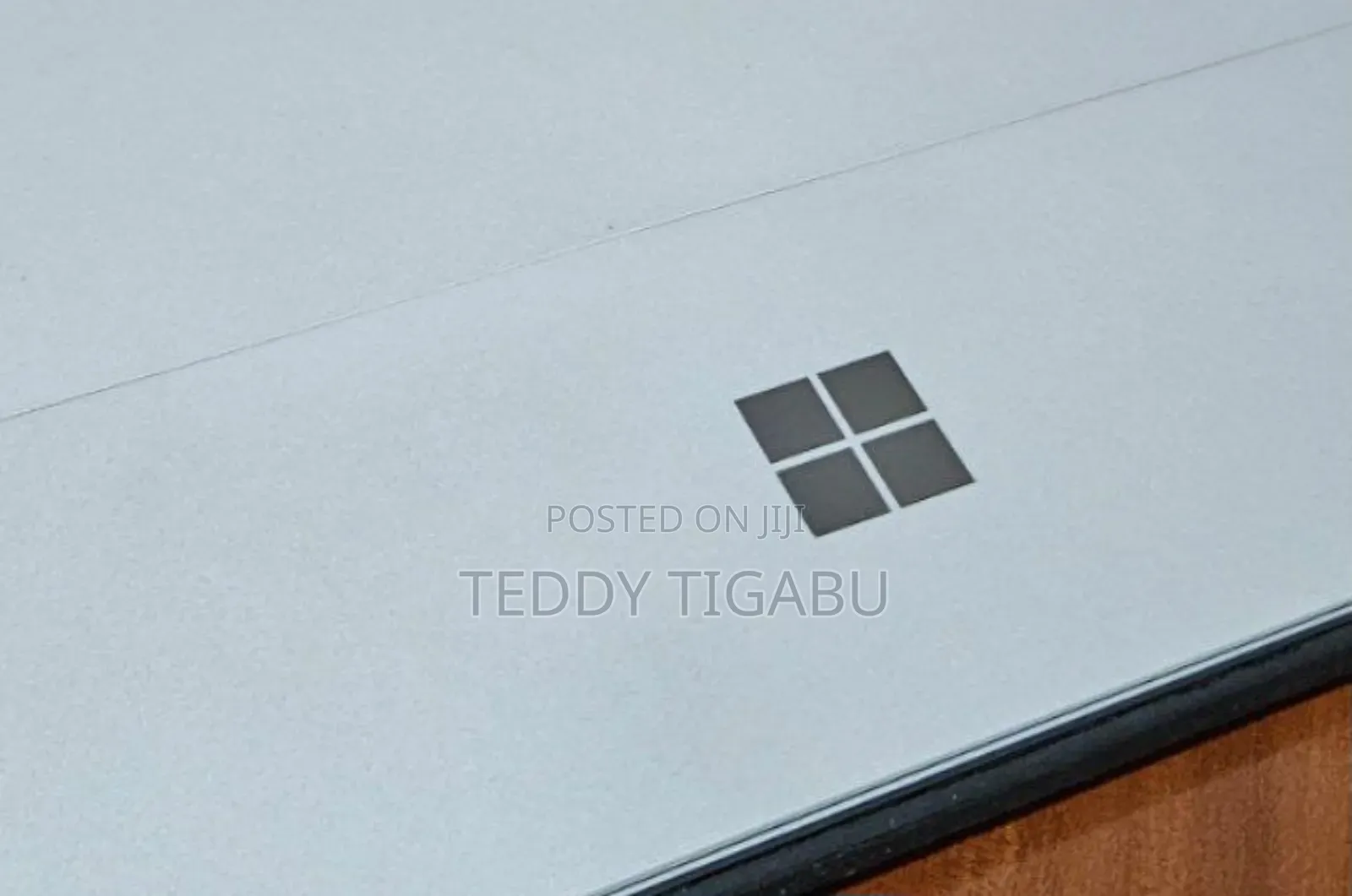 New Laptop Microsoft Surface Pro 7 8GB Intel Core I5 SSD 512GB