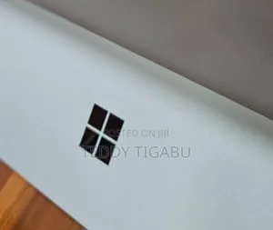 New Laptop Microsoft Surface Pro 7 8GB Intel Core I5 SSD 512GB