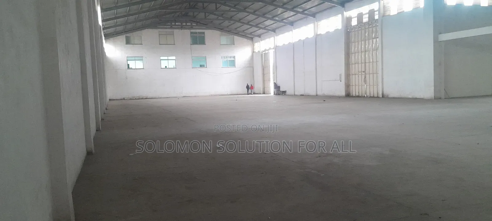 የሚሸጥ መጋዘን ነዉ