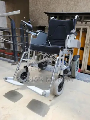 Electronic Wheelchair个个rechargeable Wheel Chairززز串wilcher