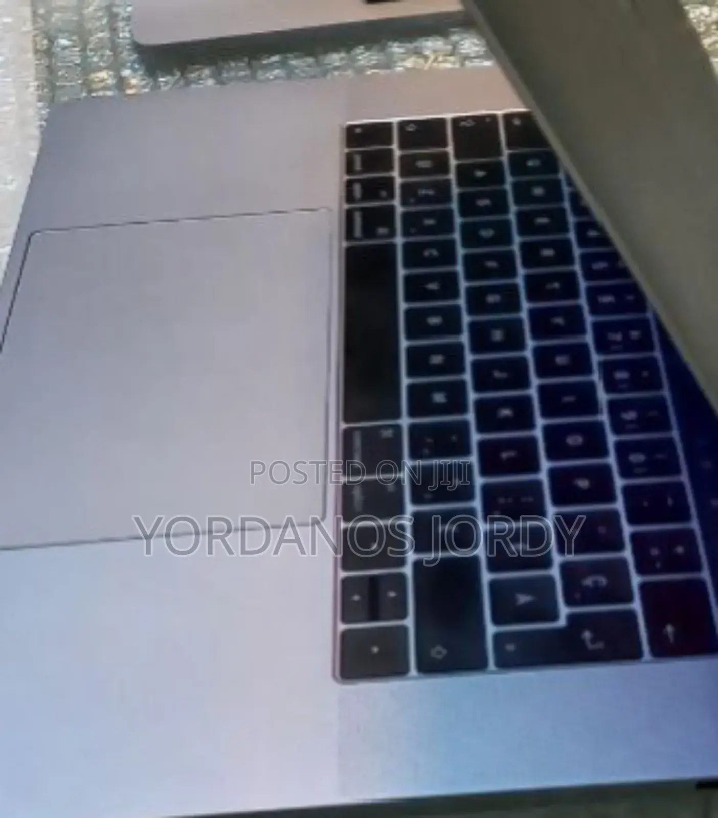 New Laptop Apple MacBook Pro 2016 16GB Intel Core I7 SSD 512GB