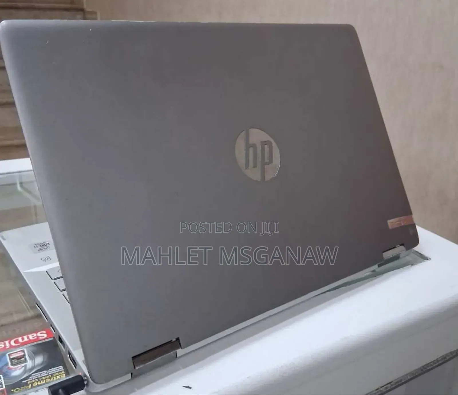 New Laptop HP Pavilion 10 8GB Intel Core I7 SSD 256GB