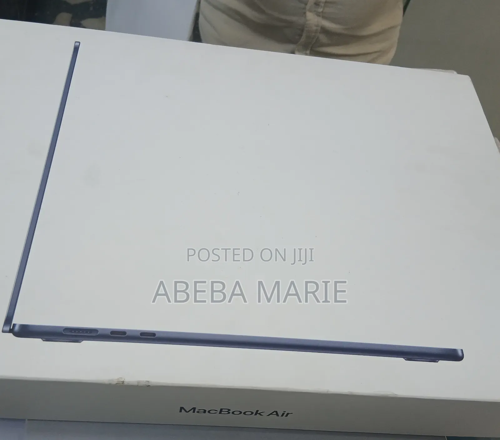 New Laptop Apple MacBook Air 2025 M4 15-Inch 16GB Apple M4 SSD 256GB