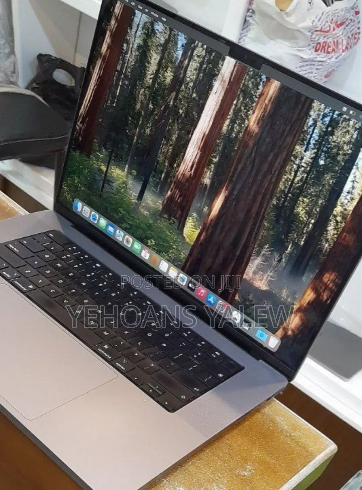 New Laptop Apple MacBook Pro 2021 M1 16GB Apple M1 Pro SSD 1T