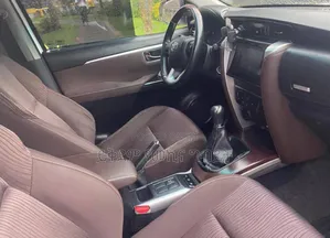 Toyota Fortuner 2.5 D AWD 2018 White