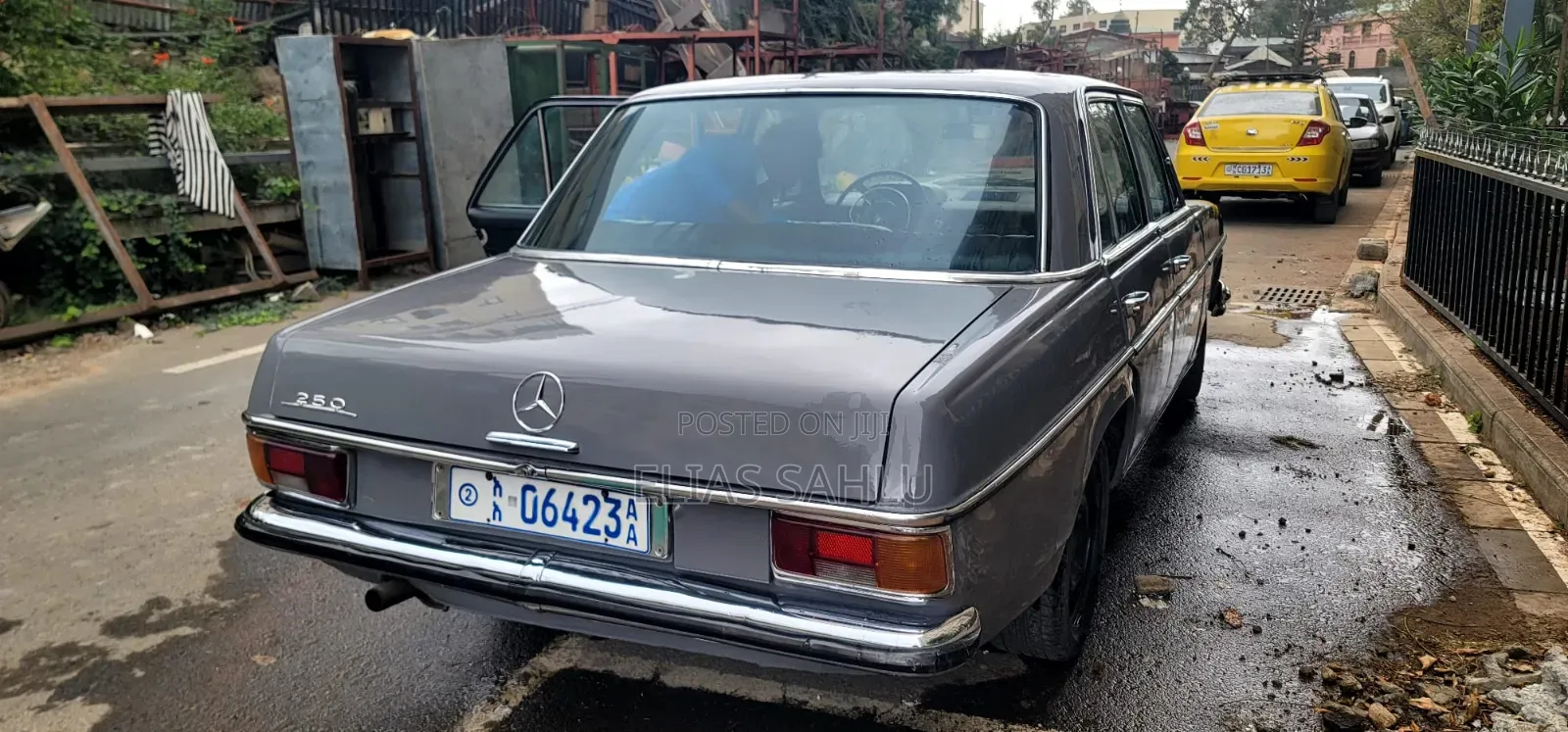Mercedes-Benz E250 1969 Gray