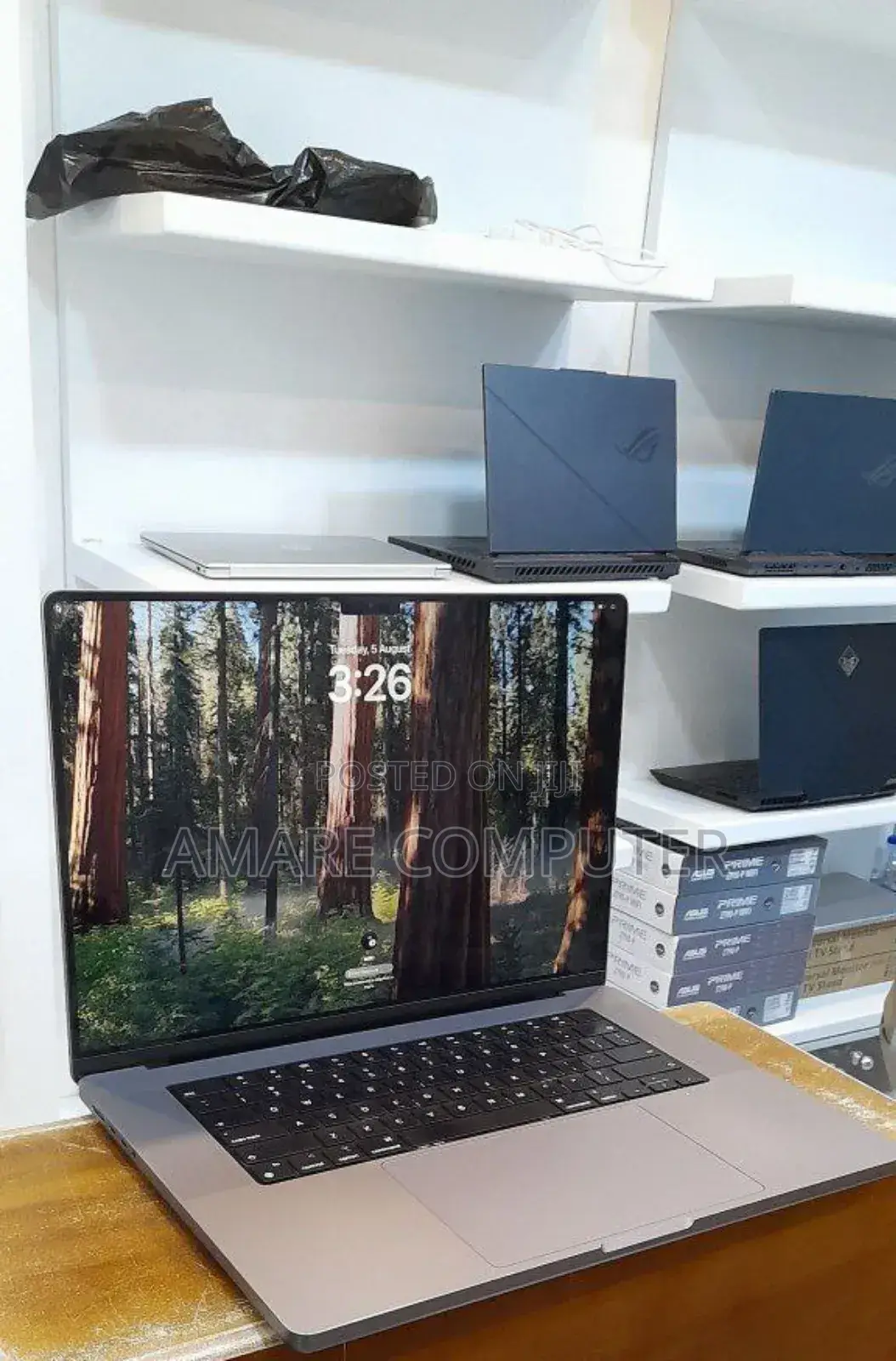 New Laptop Apple MacBook Pro 2021 M1 16GB Apple M1 Pro SSD 1T