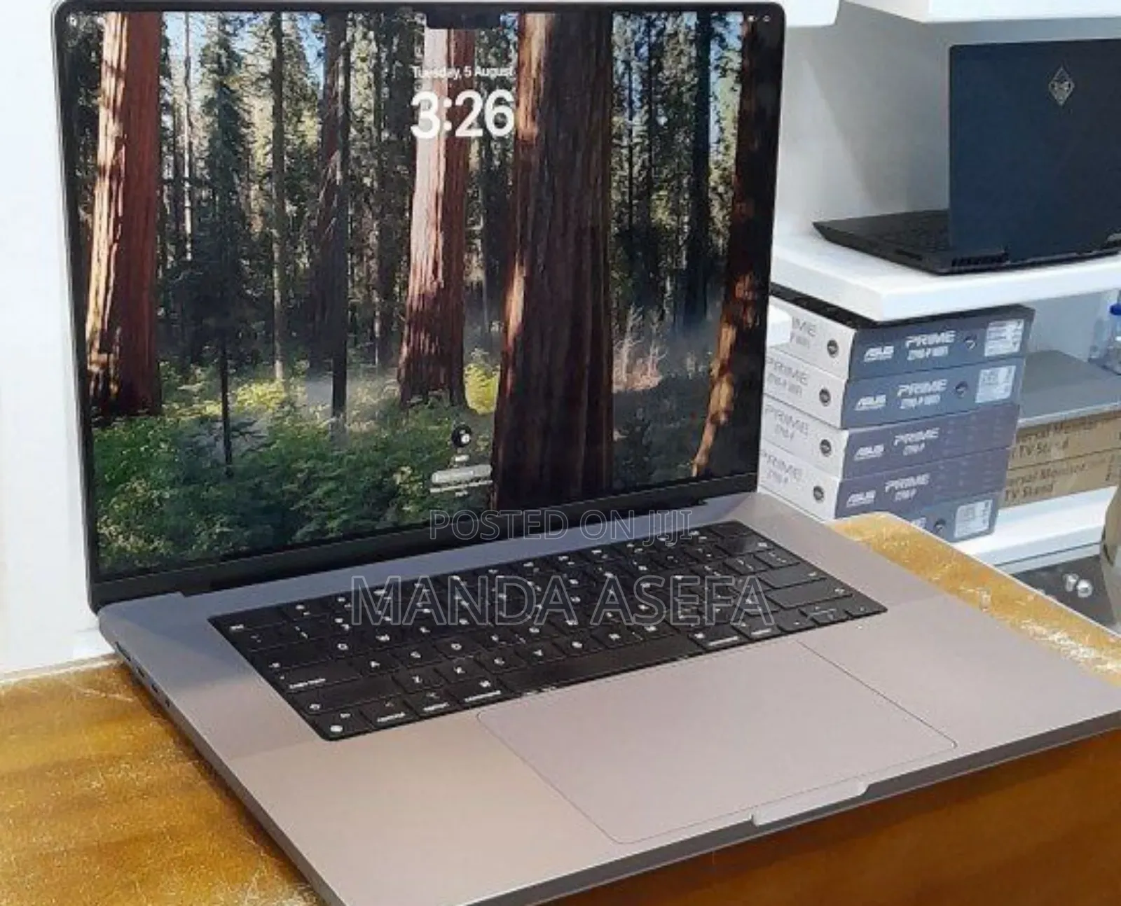 New Laptop Apple MacBook Pro M1 16GB Apple M1 Pro SSD 512GB