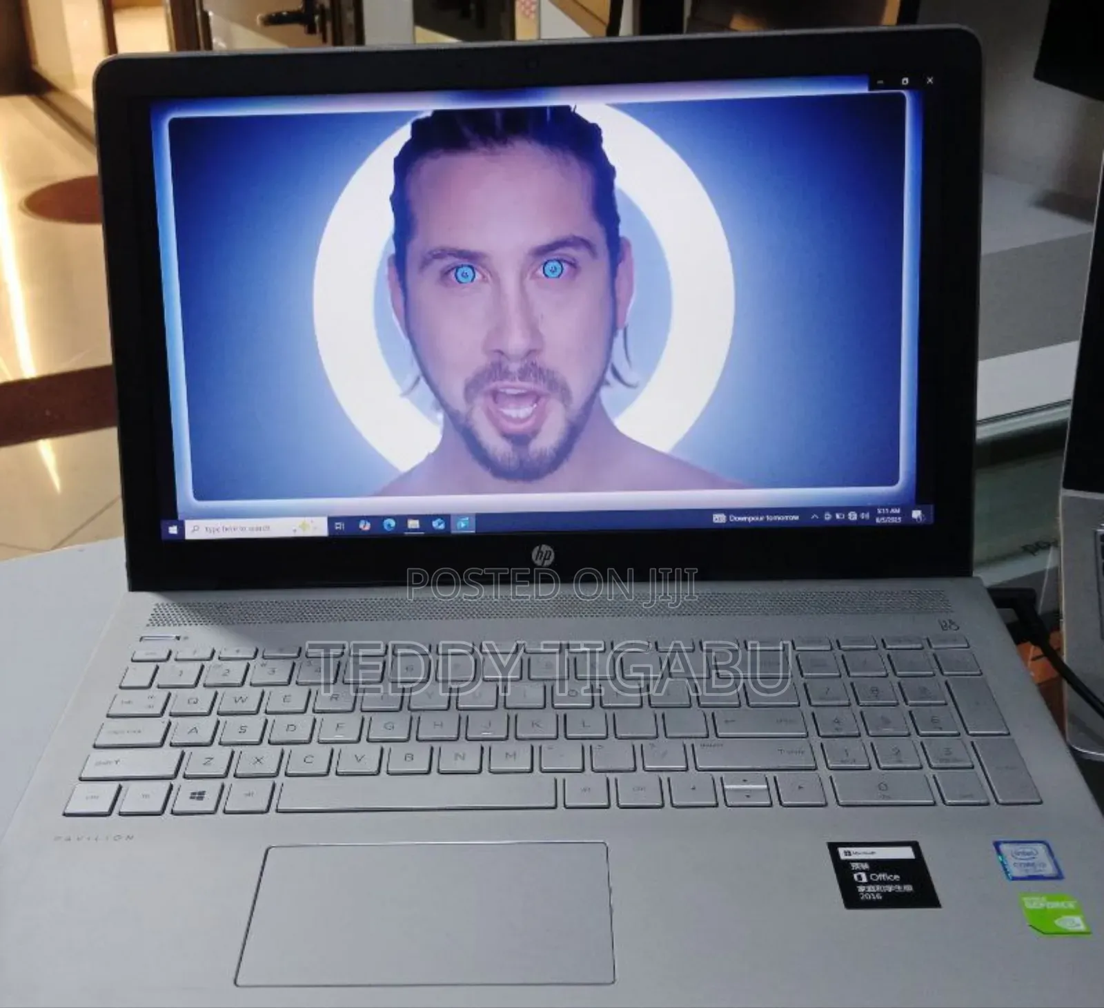 New Laptop HP Pavilion 15 8GB Intel Core I5 SSD 256GB