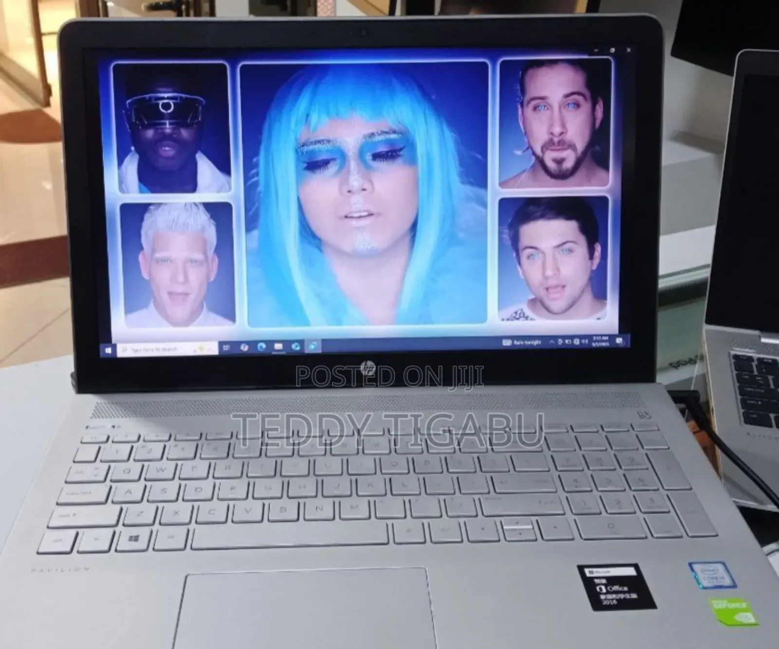 New Laptop HP Pavilion 15 8GB Intel Core I5 SSD 256GB