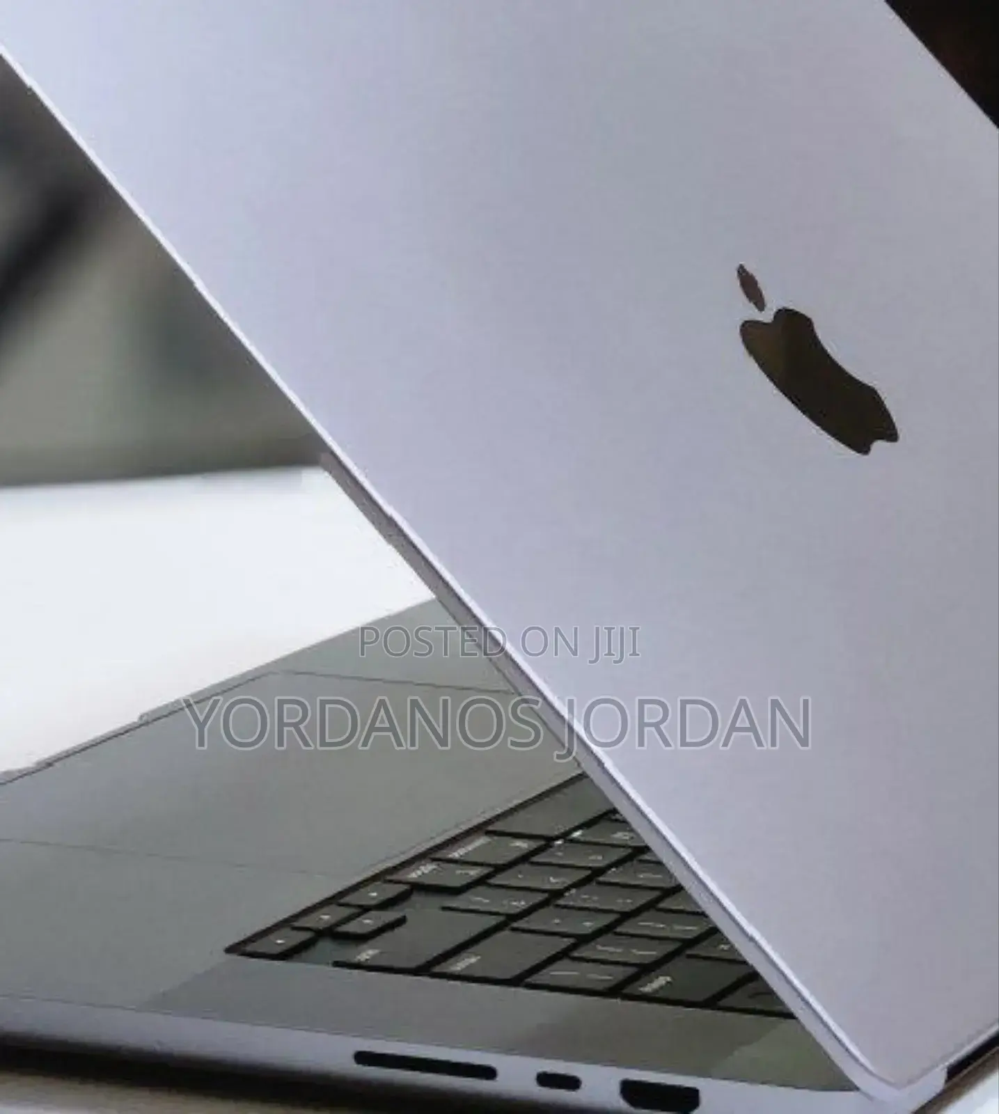 New Laptop Apple MacBook Pro 2021 M1 16GB Apple M1 Pro SSD 1T