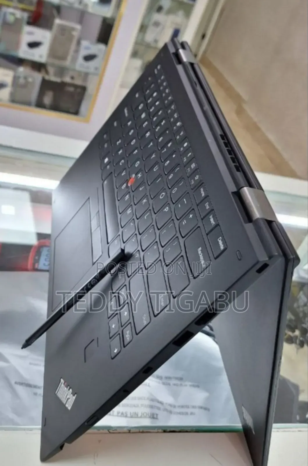 New Laptop Lenovo Thinkpad X1 Yoga 8GB Intel Core i5 SSD 512GB