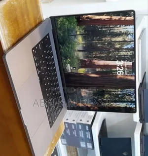 New Laptop Apple MacBook Pro 2021 M1 16GB Apple M1 SSD 1T