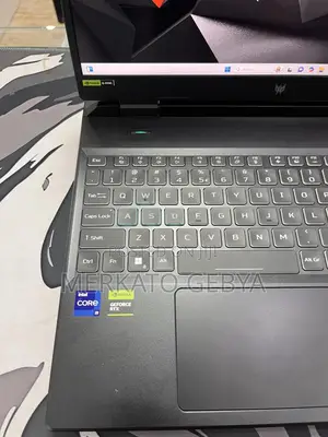 New Laptop Acer Predator Helios 18 PH18-71 16GB Intel Core I9 SSD 1T