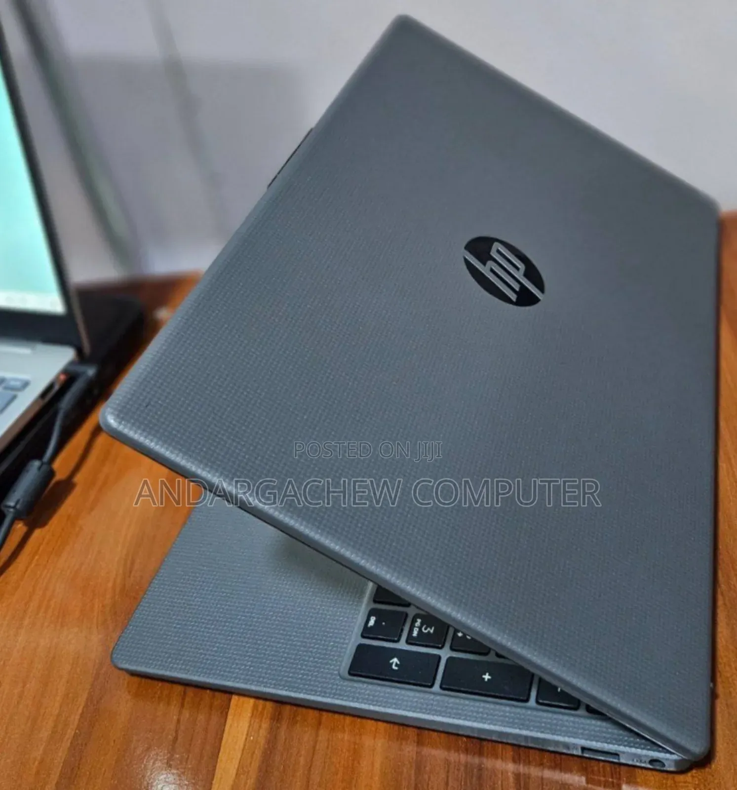 New Laptop HP 250 G10 16GB Intel Core I5 SSD 512GB