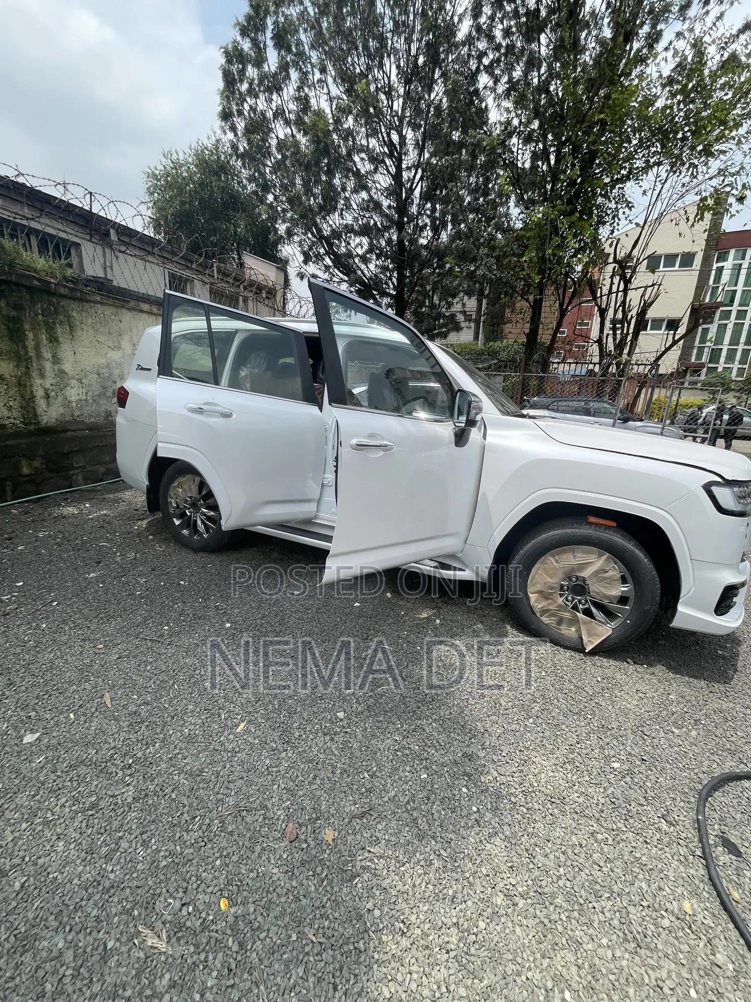 New Toyota Land Cruiser 2023 White