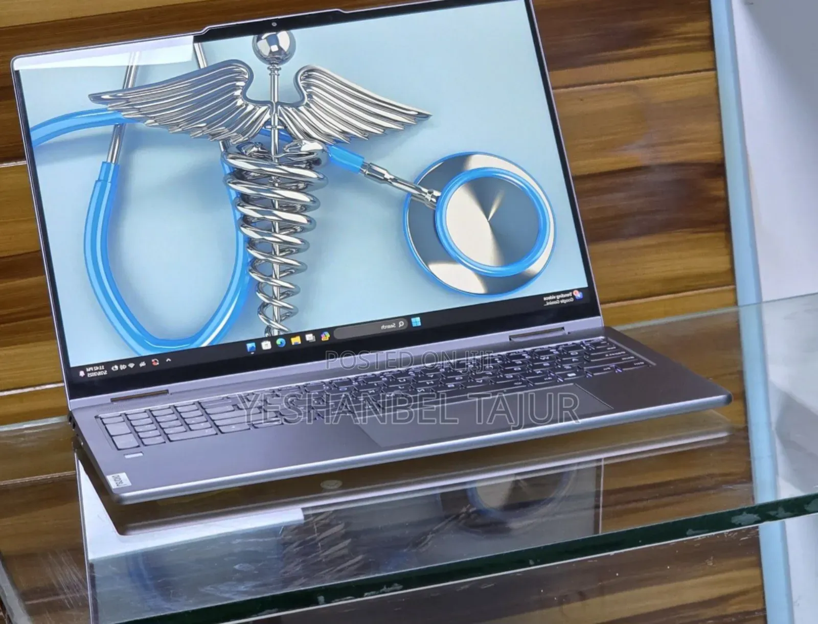 New Laptop Lenovo Yoga 7i 16GB Intel Core I7 SSD 512GB