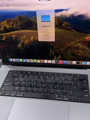 Photo - New Laptop Apple MacBook Pro M1 16GB Apple M1 Pro SSD 512GB