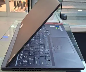 New Laptop Lenovo Y70 16GB Intel Core I7 SSD 1T